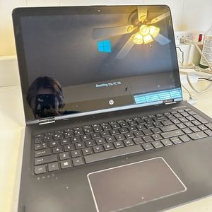 HP Laptop - Touchscreen - 8GB RAM - folds all the way back